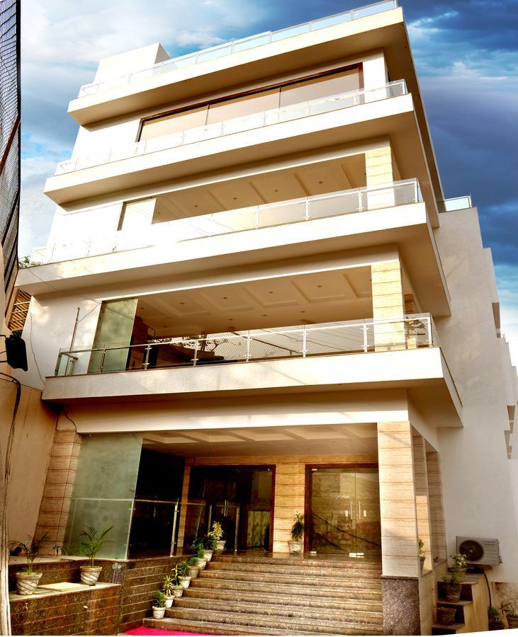 Hotel Trance Ganga Tapovan Bagian luar foto