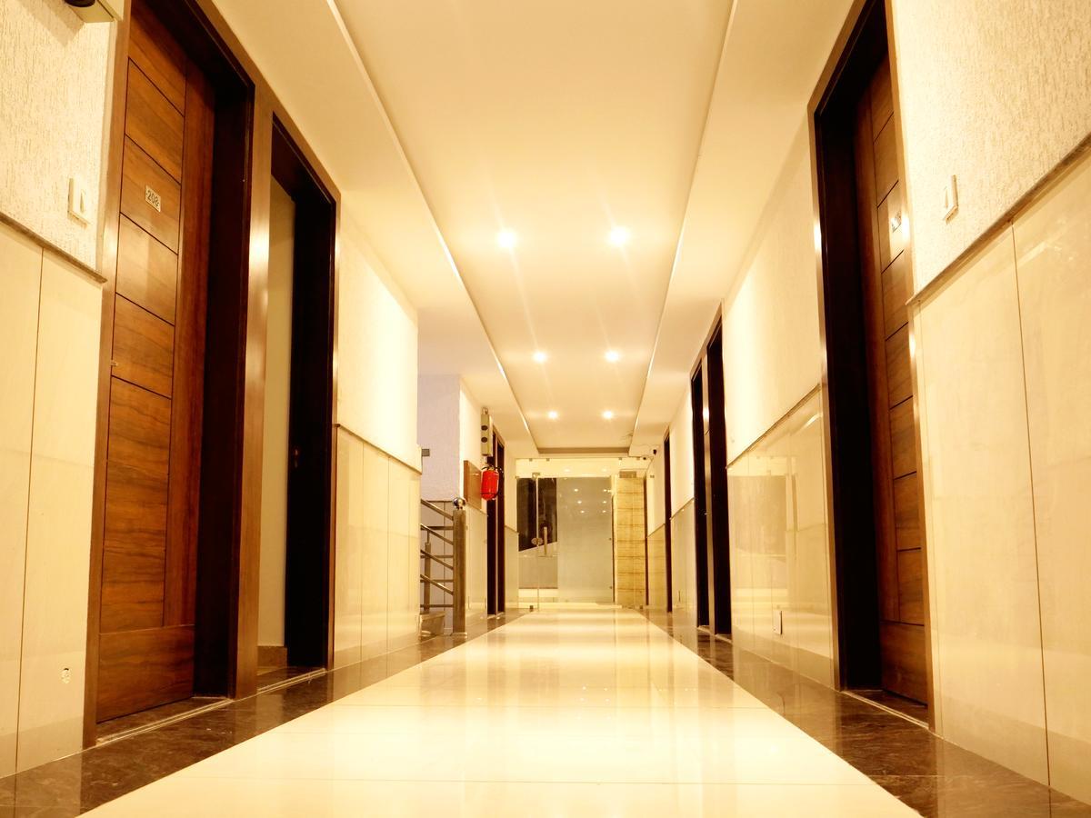 Hotel Trance Ganga Tapovan Bagian luar foto
